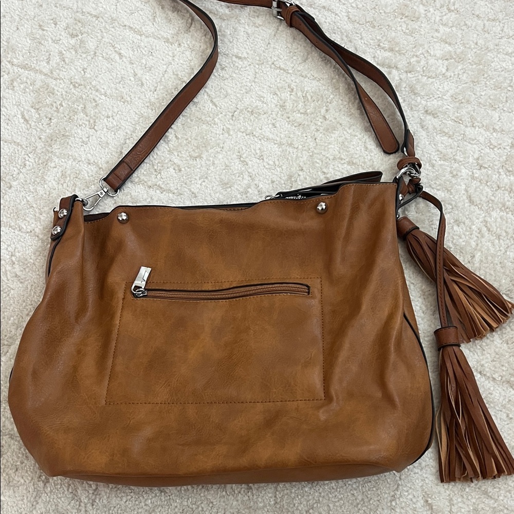 Elegant Brown Leather Shoulder Bag